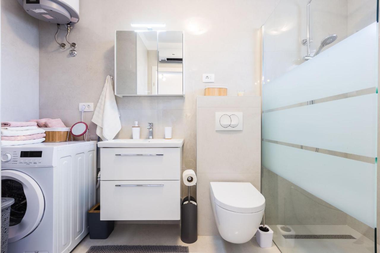 Petra Modern Apartment With Free Parking And Bbq Zadar Eksteriør billede