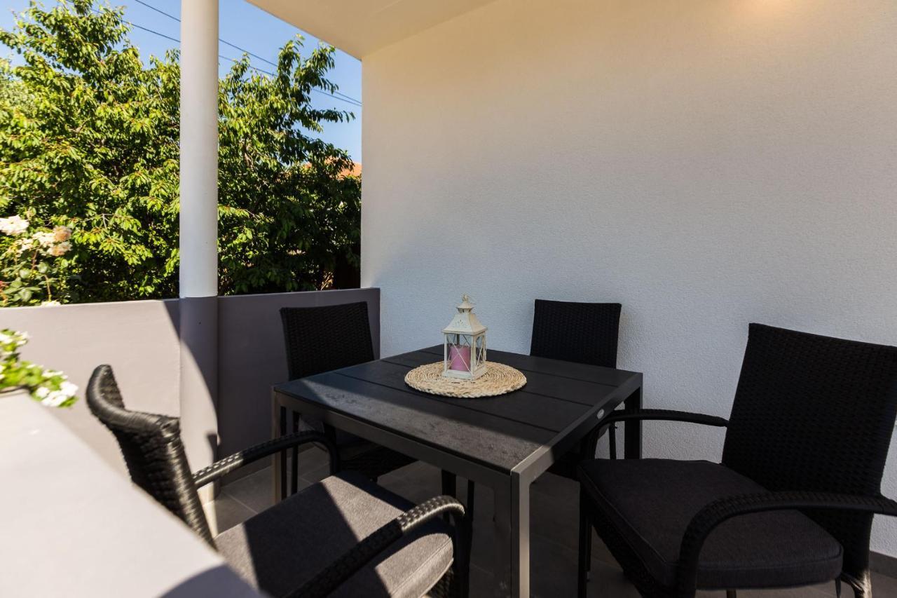 Petra Modern Apartment With Free Parking And Bbq Zadar Eksteriør billede