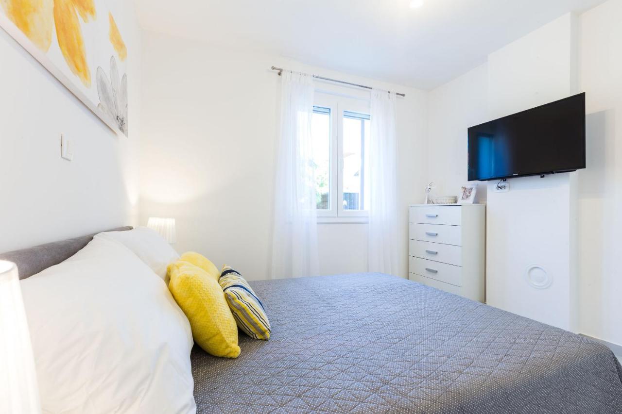Petra Modern Apartment With Free Parking And Bbq Zadar Eksteriør billede